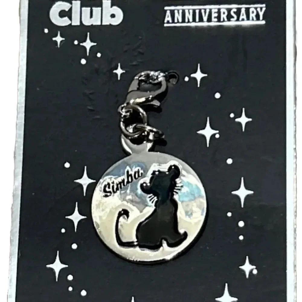 Disney Movie Club Charms Simba & Olaf 20th Anniversary Pendants 2021 2 Charms